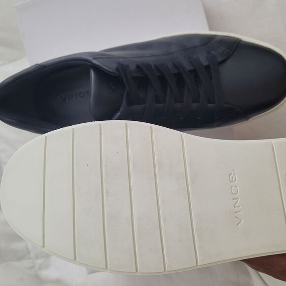 Vince Benfield Black Leather Sneakers Contemporary Timeless Fall - Picture 6 of 7